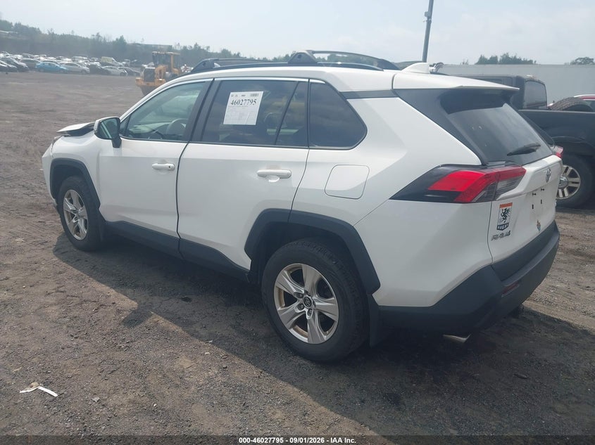 TOYOTA RAV4 - zdjęcie 3