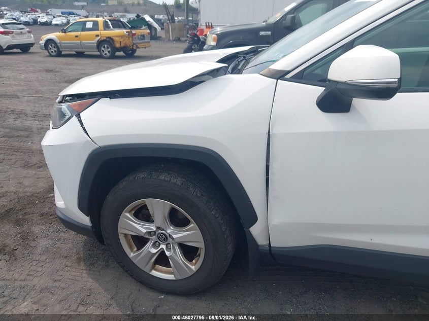 TOYOTA RAV4 - zdjęcie 6
