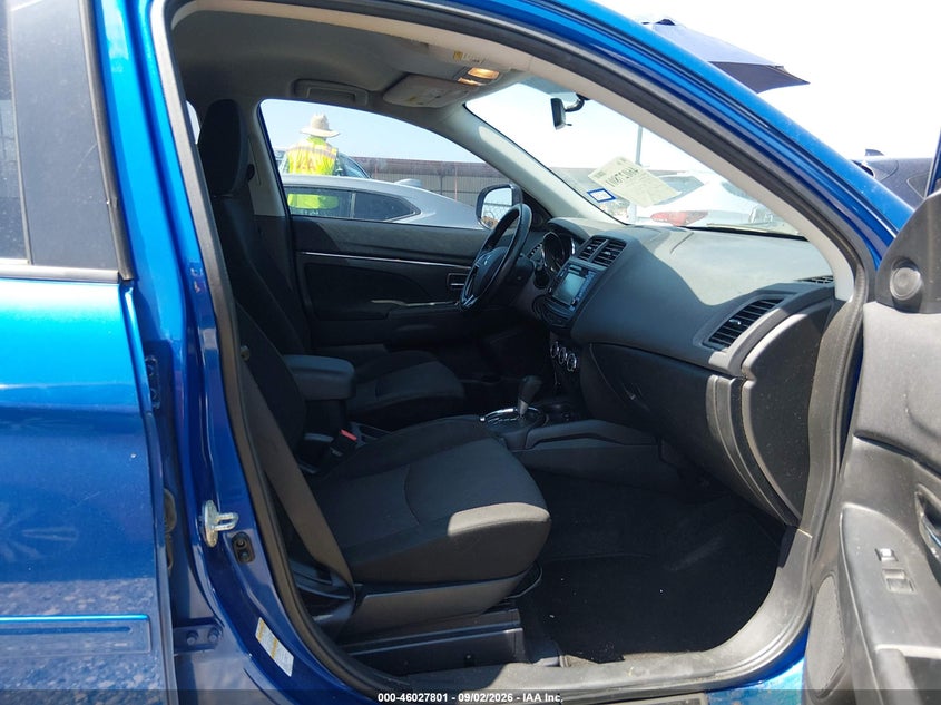 2017 MITSUBISHI OUTLANDER SPORT auction photo 5