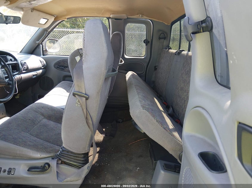 DODGE RAM 1500 2001 VIN 1B7HC13Y01J527727
