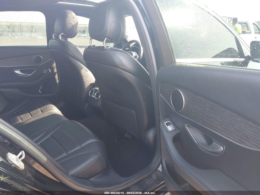 MERCEDES-BENZ C 300 - zdjęcie 8
