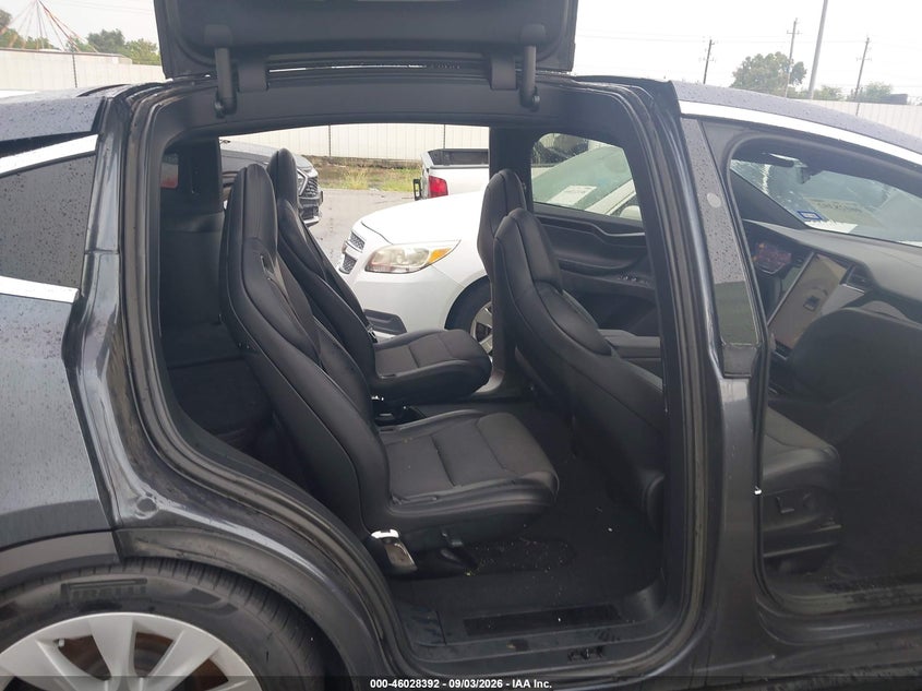 Фото 8 - TESLA MODEL X