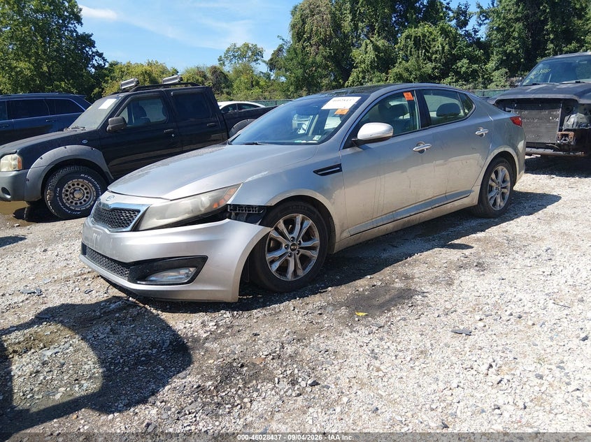 2011 KIA OPTIMA EX · Photo 2