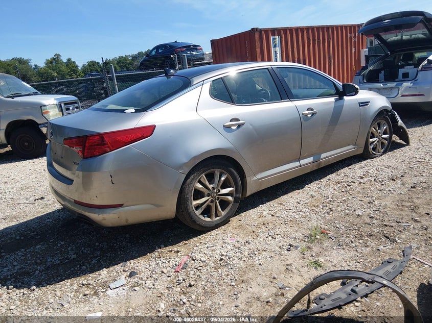 2011 KIA OPTIMA EX · Photo 4