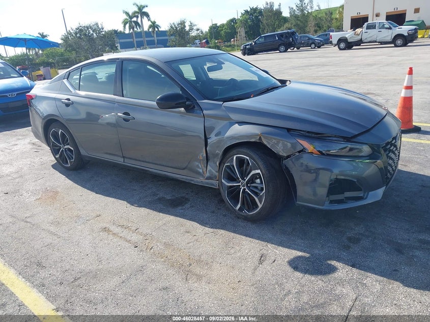 2025 NISSAN ALTIMA auction photo 1