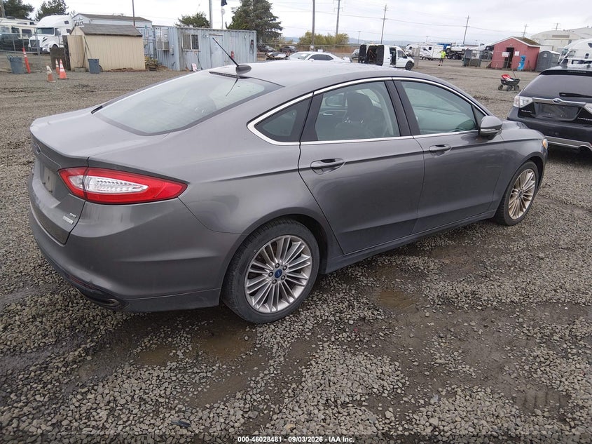 2014 FORD FUSION auction photo 4