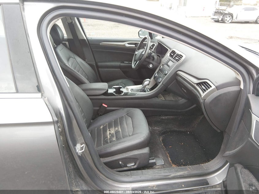 2014 FORD FUSION auction photo 5