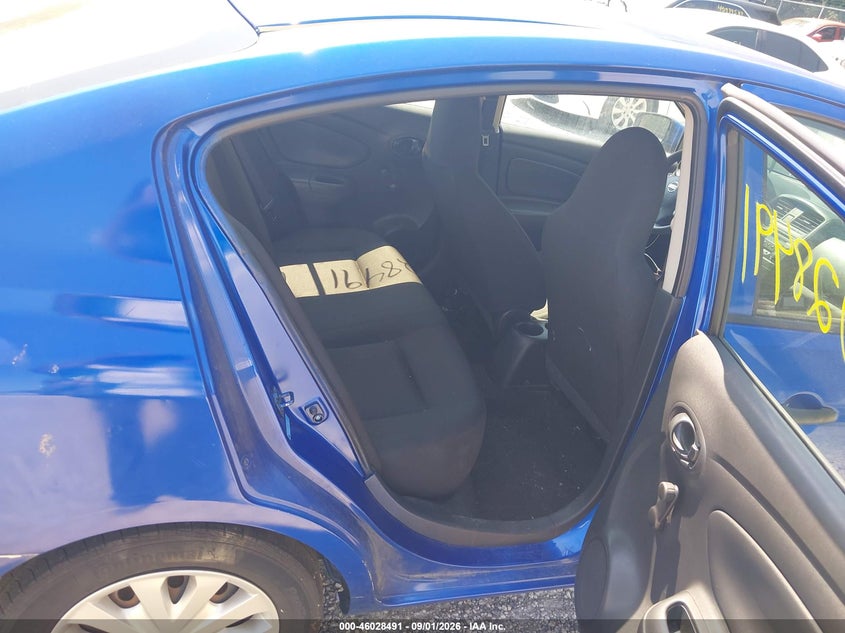 2016 NISSAN VERSA auction photo 8