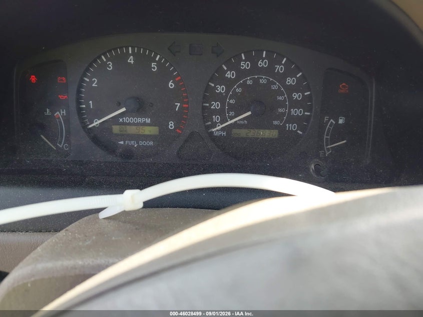 1998 TOYOTA COROLLA auction photo 7