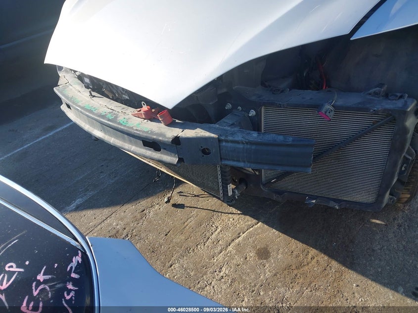 2015 TESLA MODEL S auction photo 6