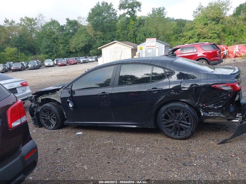 TOYOTA CAMRY - zdjęcie 14