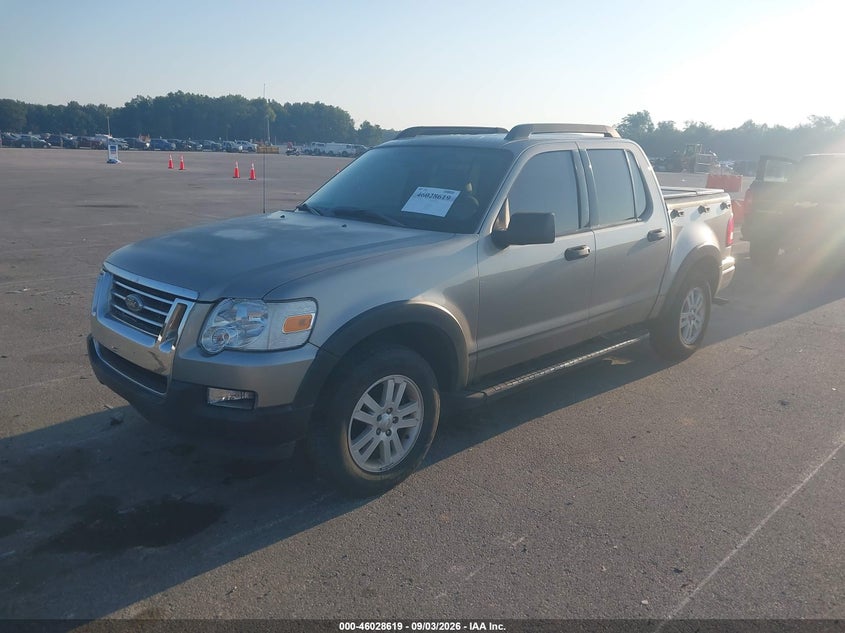 2008 FORD EXPLORER SPORT TRAC auction photo 2