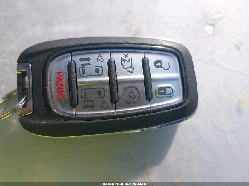 CHRYSLER PACIFICA 2025 VIN 2C4RC1BG3SR567987