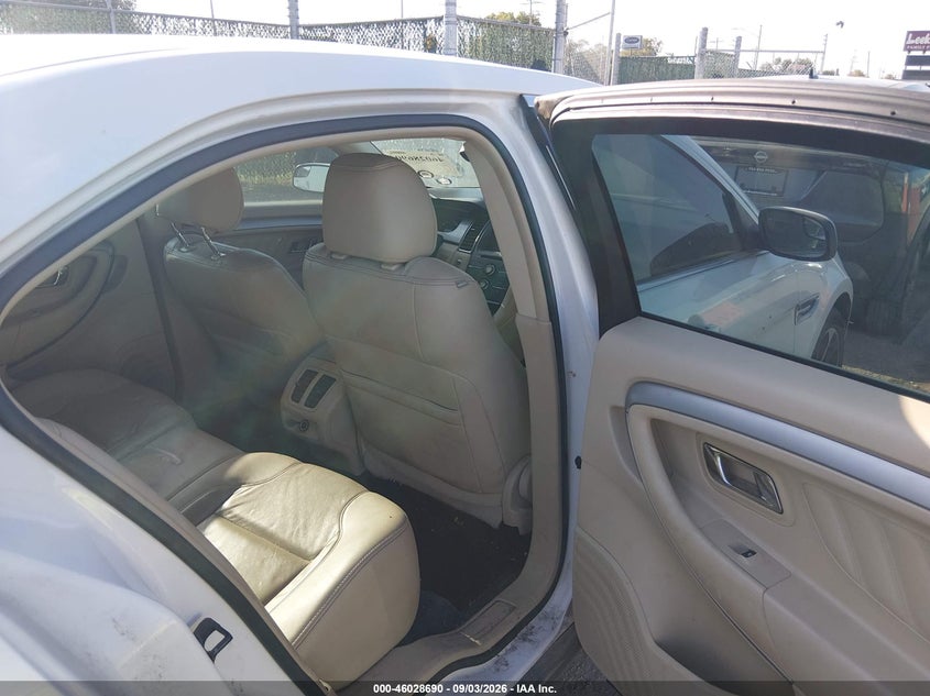 2015 FORD TAURUS auction photo 8