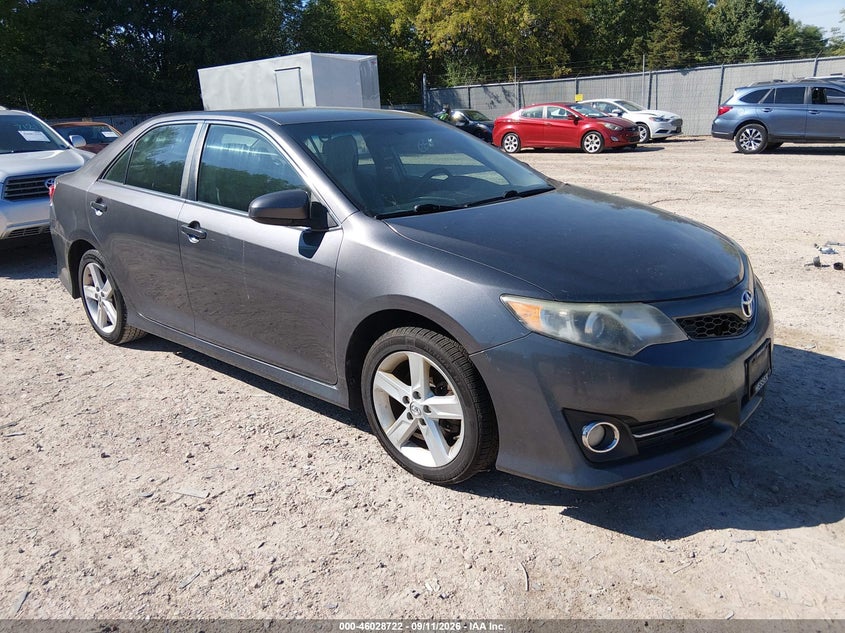 2014 TOYOTA CAMRY auction photo 1