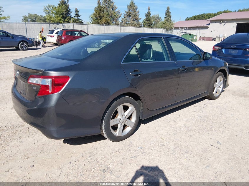 2014 TOYOTA CAMRY auction photo 4
