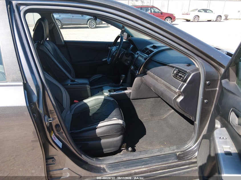 2014 TOYOTA CAMRY auction photo 5