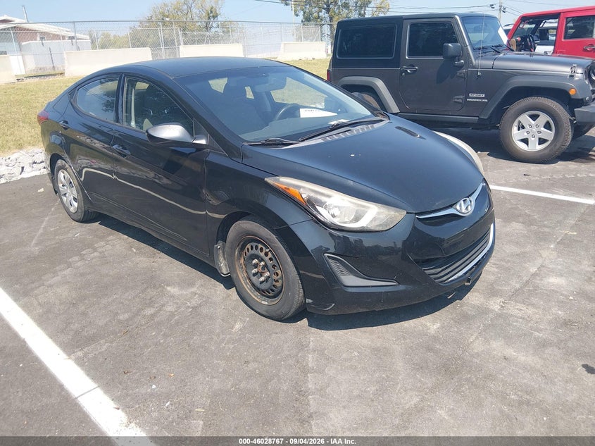 2016 HYUNDAI ELANTRA auction photo 1