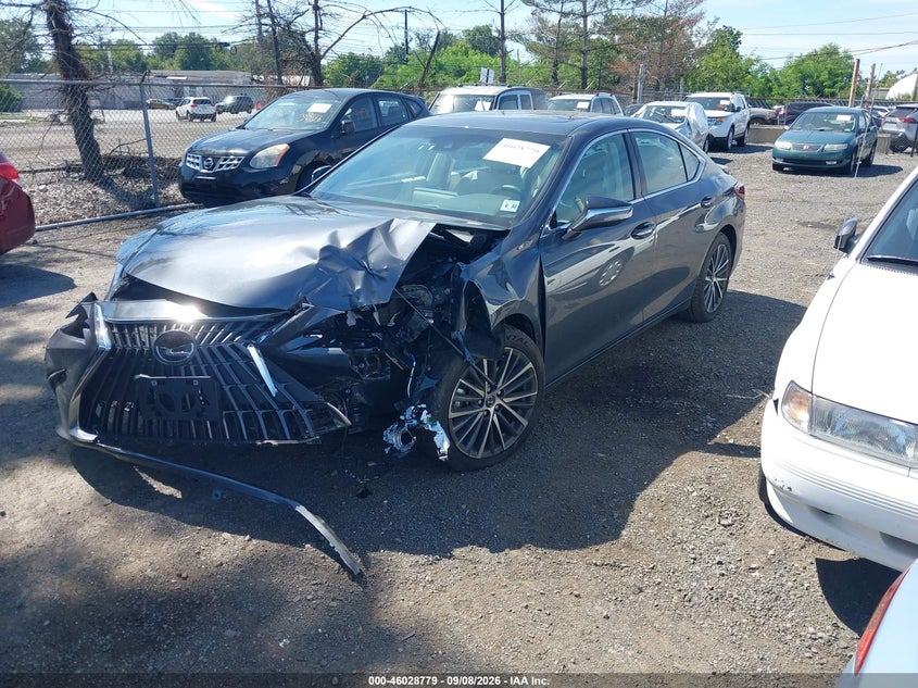 Vin: 58ada1c14su068892, lot: 46528198, lexus es 300h 20252