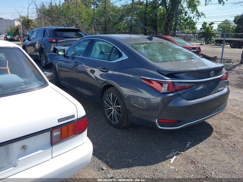 Vin: 58ada1c14su068892, lot: 46528198, lexus es 300h 20253