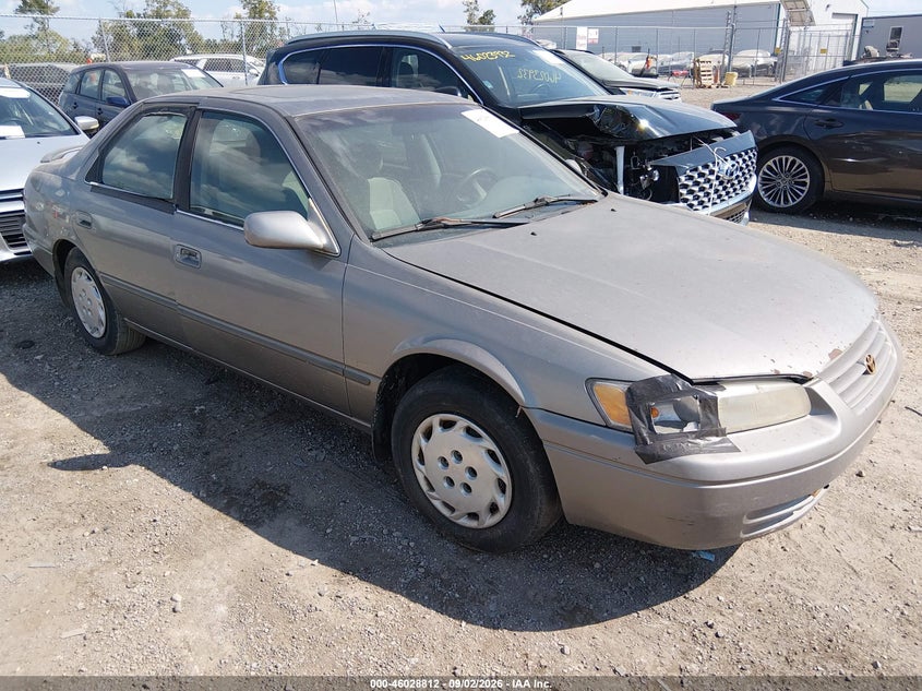 1997 TOYOTA CAMRY auction photo 1