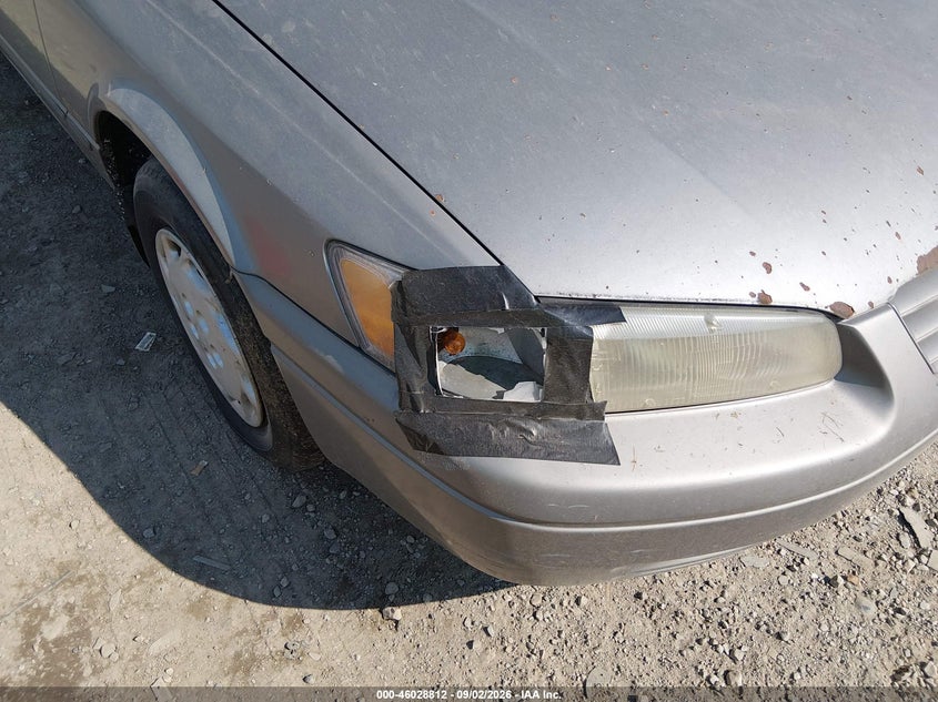 1997 TOYOTA CAMRY auction photo 6