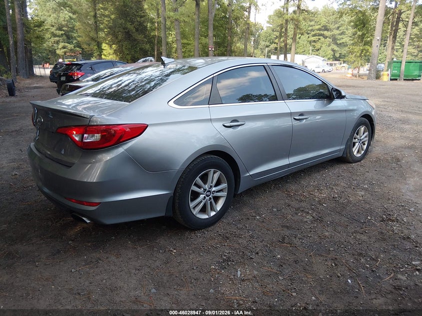 2015 HYUNDAI SONATA auction photo 4