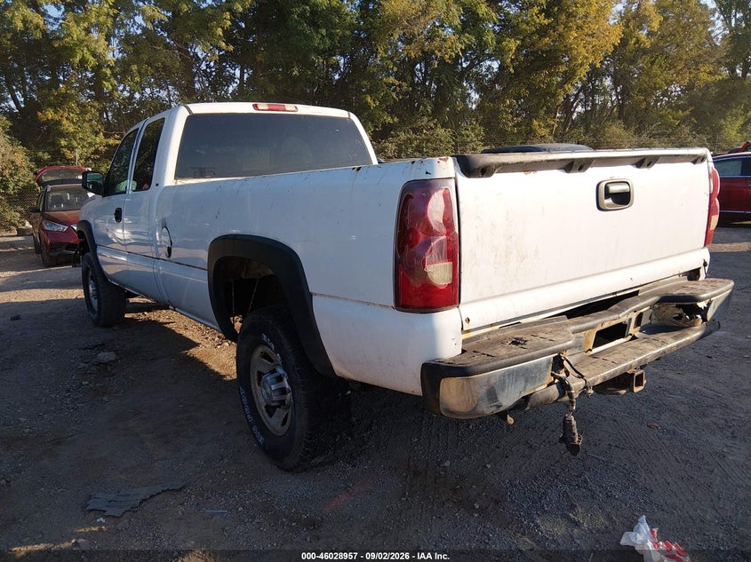 CHEVROLET SILVERADO 2500HD 2003 VIN 1GCHK29U53E361360