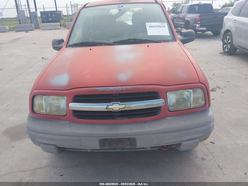 2001 CHEVROLET TRACKER SPORT UTILITY VEHICLE 2.0L I-4 DOHC, REGULAR , 127HP