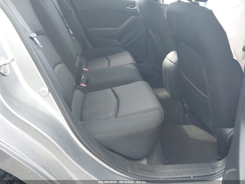 MAZDA MAZDA3 2014 VIN JM1BM1L74E1105024