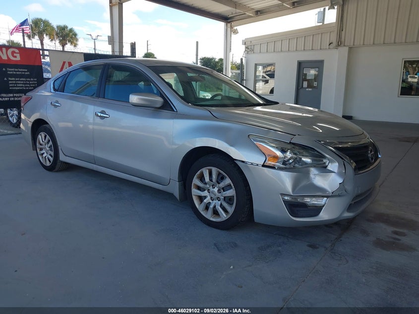 2015 NISSAN ALTIMA auction photo 1