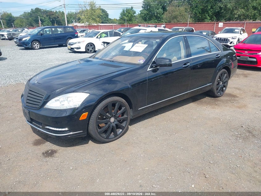 Vin: wddng9eb2da526989, lot: 46528642, mercedes-benz s 550 4matic 20132