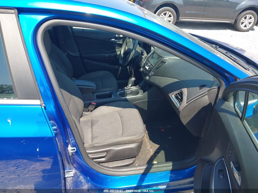 2017 CHEVROLET CRUZE auction photo 5
