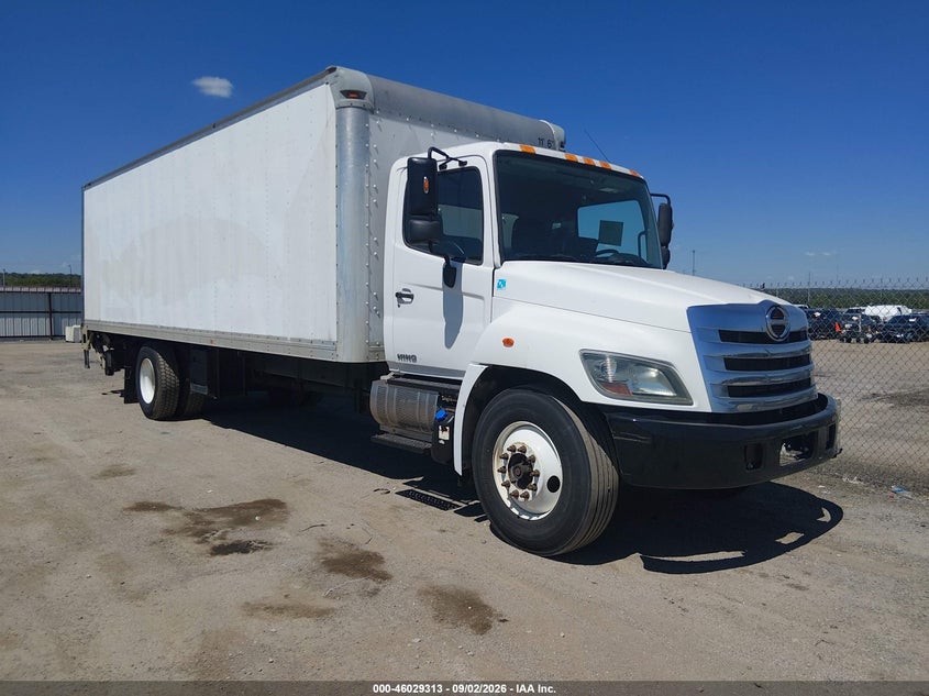2016 HINO HINO 338 auction photo 1