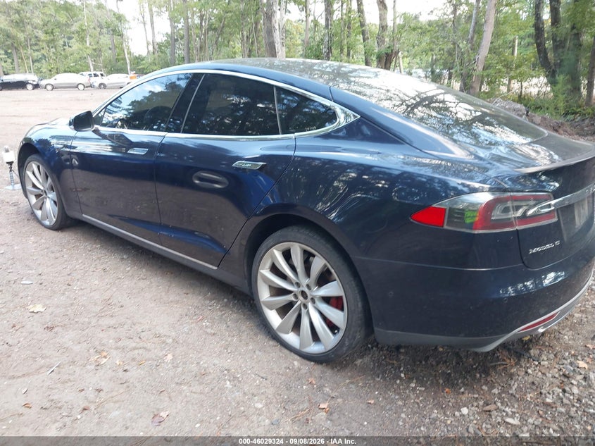 Vin: 5yjsa1h20efp62366, lot: 46528743, tesla model s p85d 20143