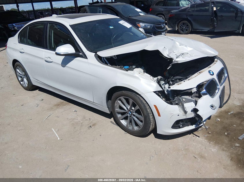 Vin: wba8e5g34hnu43149, lot: 46528780, bmw 320i xdrive 2017 img_1