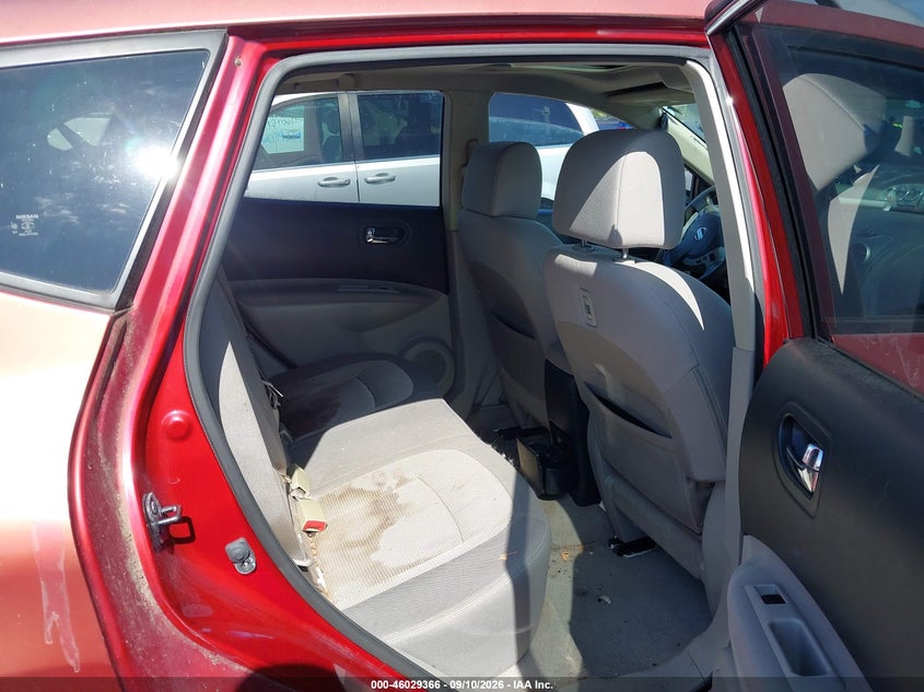 2011 NISSAN ROGUE auction photo 8