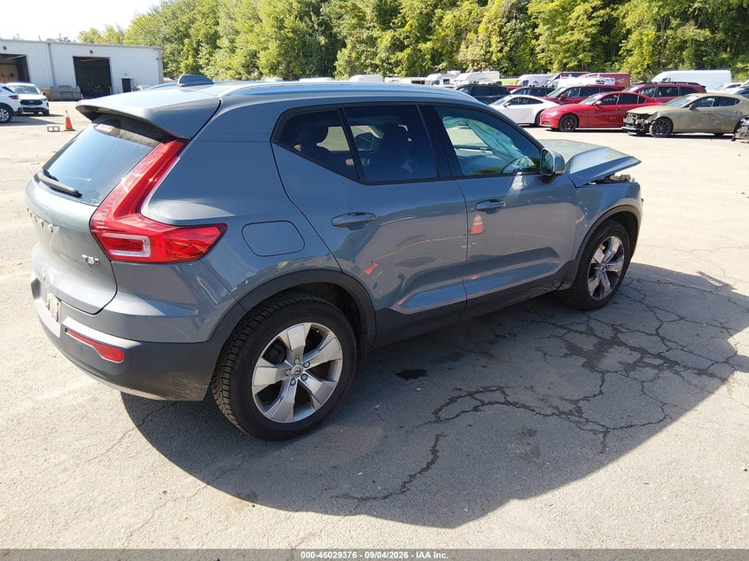 Vin: yv4162uk5l2342009, lot: 46528795, volvo xc40 t5 momentum 20204