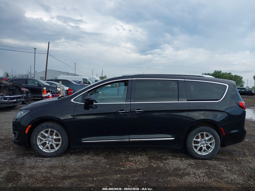 CHRYSLER PACIFICA 2020 VIN 2C4RC1BG9LR230130