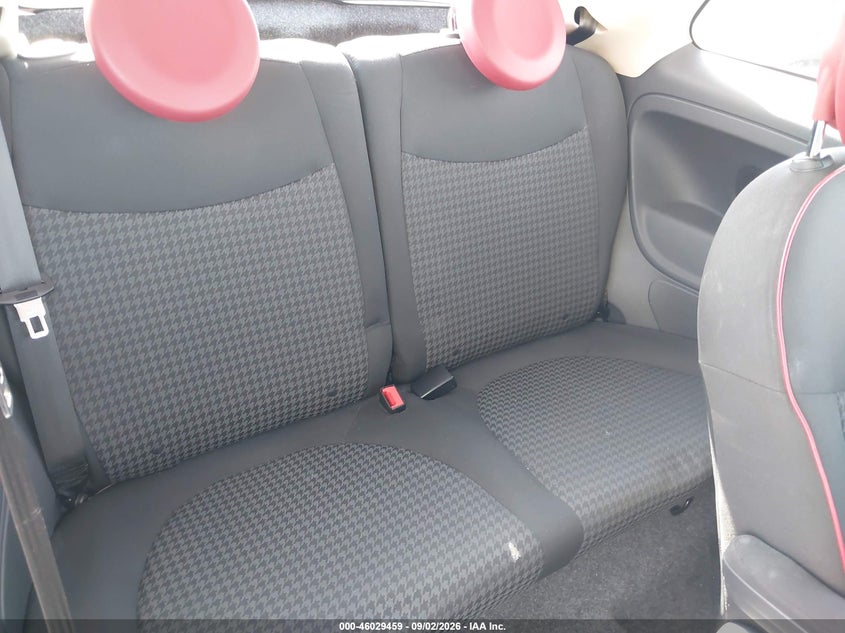 FIAT 500 2019 VIN 3C3CFFKH8KT820385