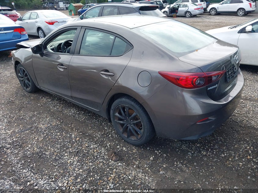 2016 MAZDA MAZDA3 auction photo 3