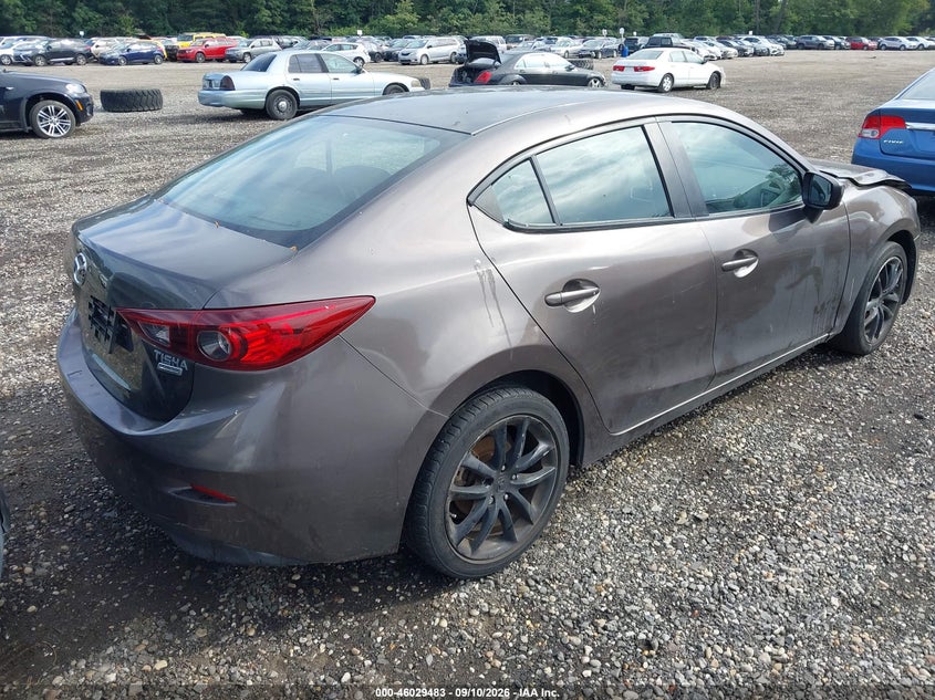 2016 MAZDA MAZDA3 auction photo 4