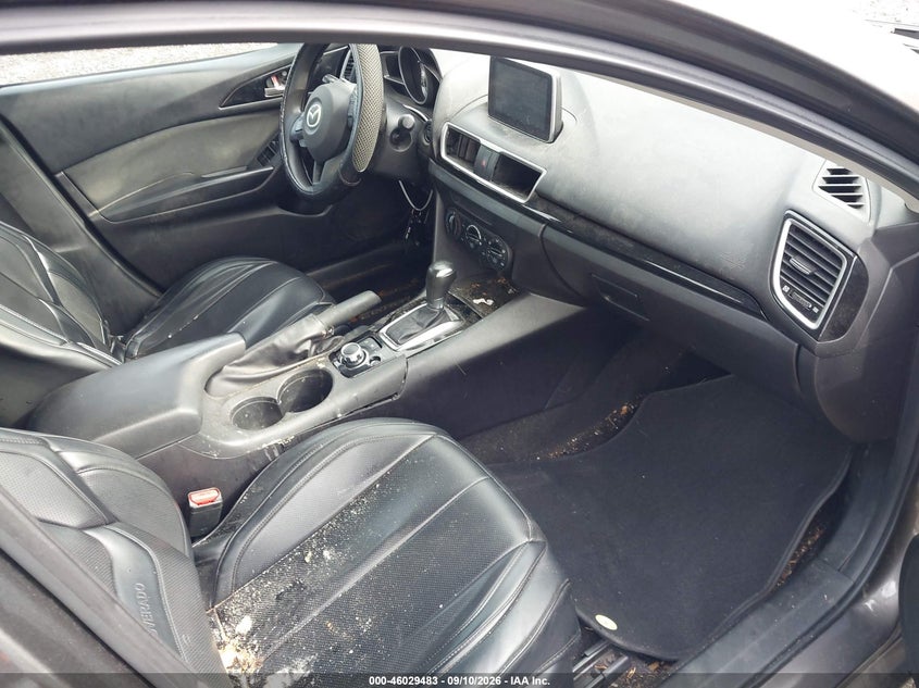 2016 MAZDA MAZDA3 auction photo 5