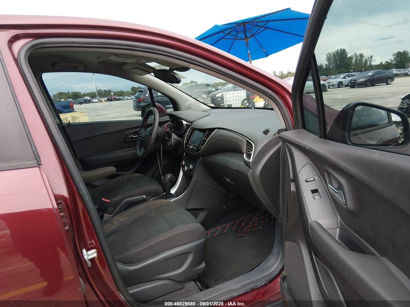 2017 CHEVROLET TRAX auction photo 5