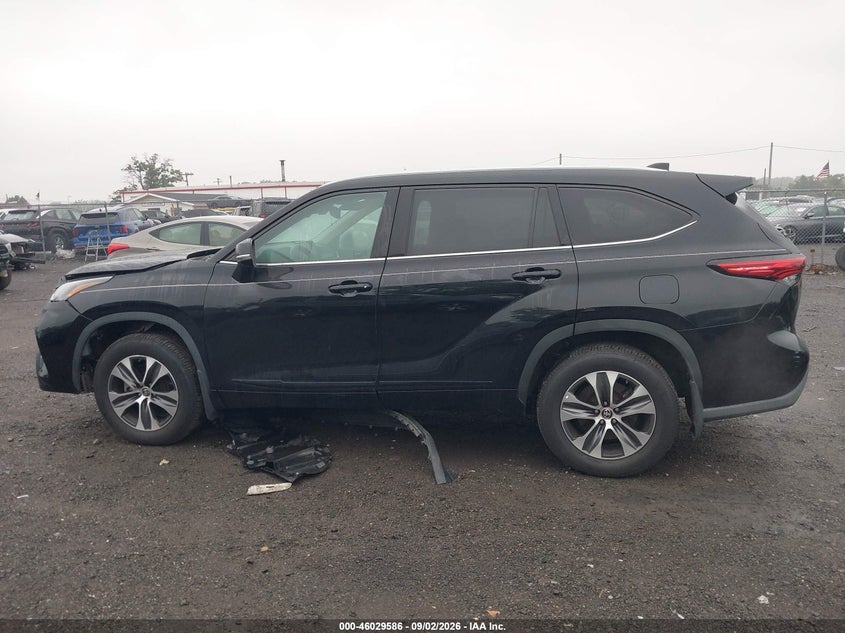 TOYOTA HIGHLANDER - zdjęcie 14
