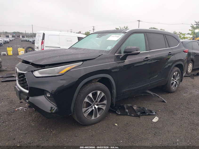 TOYOTA HIGHLANDER - zdjęcie 2