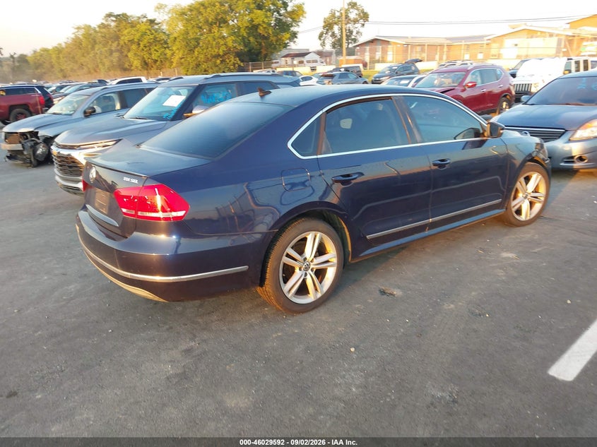 2013 VOLKSWAGEN PASSAT auction photo 4