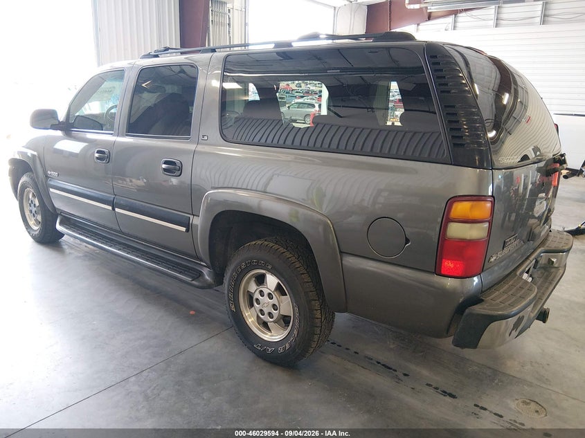 2001 CHEVROLET SUBURBAN 1500 auction photo 3