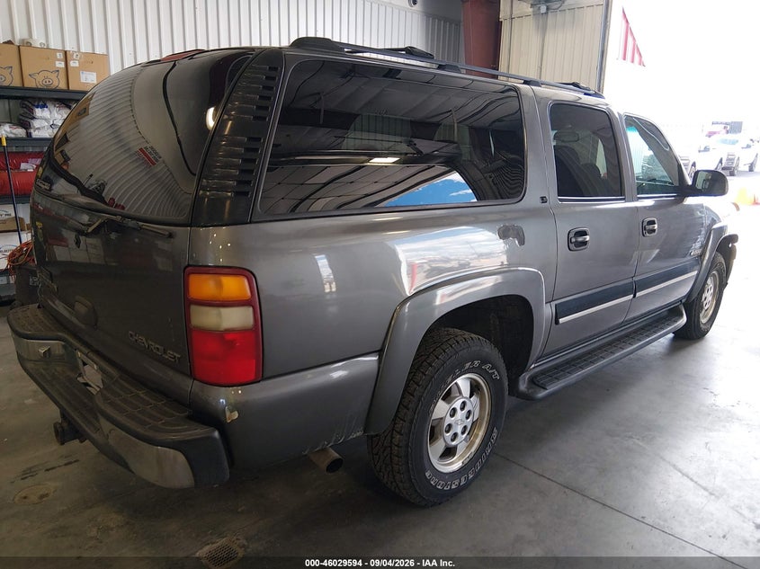 2001 CHEVROLET SUBURBAN 1500 auction photo 4