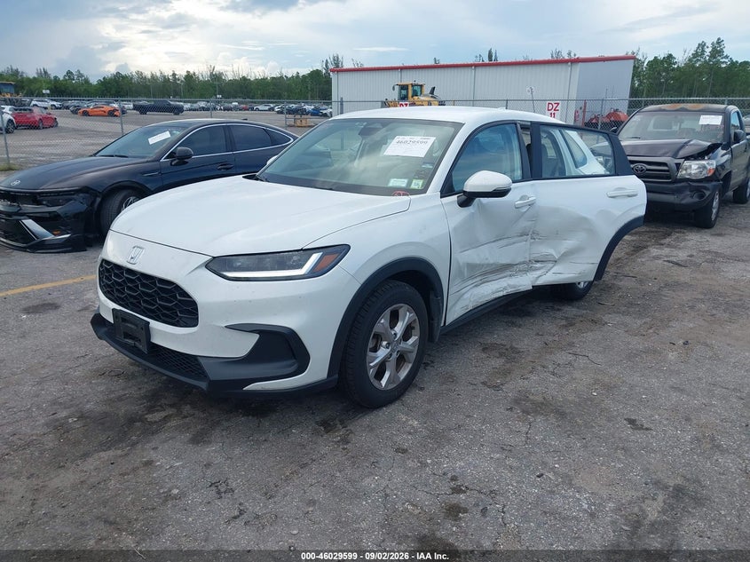 2023 Honda Hr-V Awd Lx, Left Side, IAAI, VIN 3CZRZ2H3XPM727008 — photo 2
